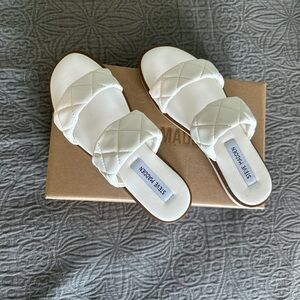 Steve Madden Cream Quilted Slide Sandals